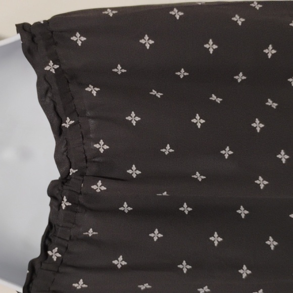 LOFT Skirt - Picture 12 of 16